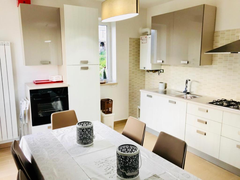 5 Miles Apt Apartment Rocca Cinquemiglia Exterior foto